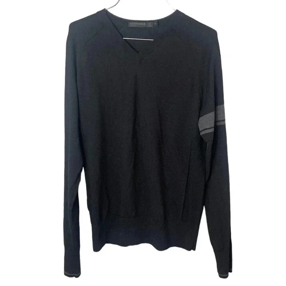 Icebreaker Men’s Size Medium Merino Wool V-Neck Black Sweater